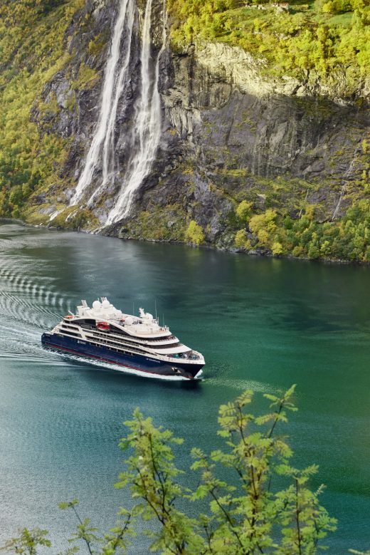 Ponnt cruises